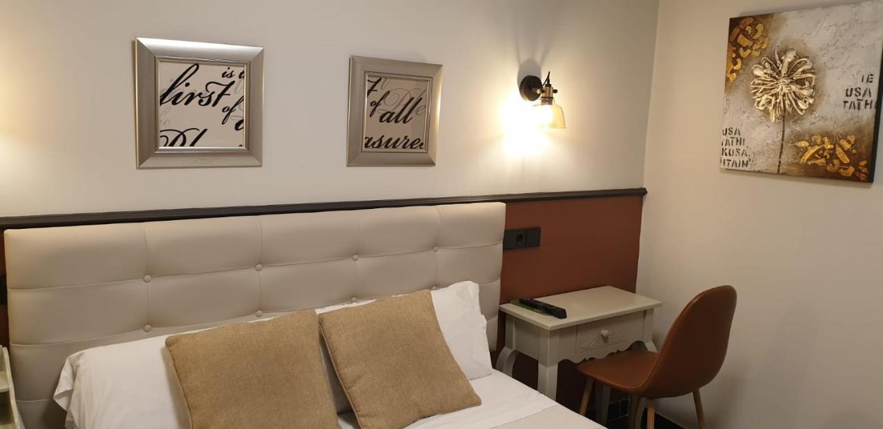 Hostal El Lechuguero Cascante Ngoại thất bức ảnh