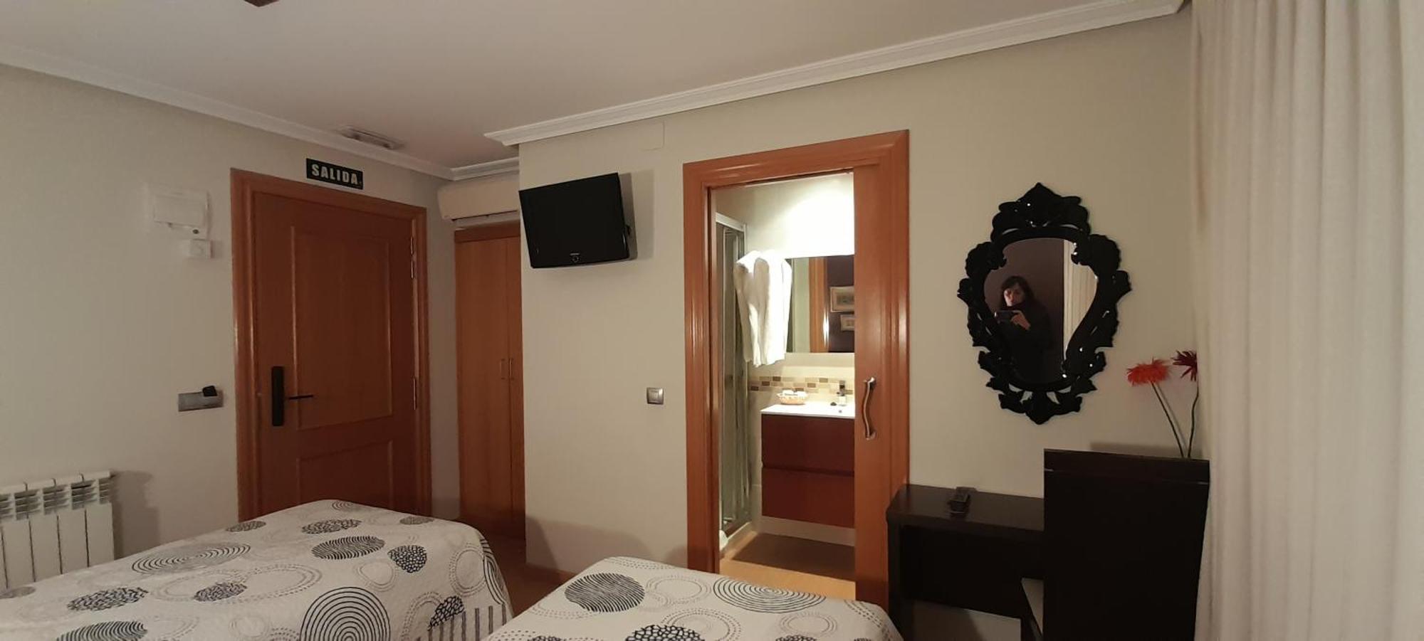 Hostal El Lechuguero Cascante Ngoại thất bức ảnh