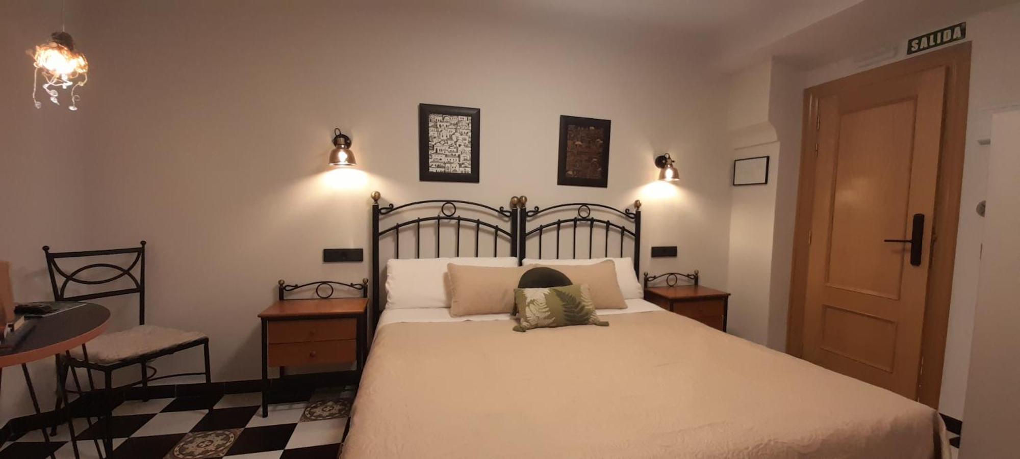 Hostal El Lechuguero Cascante Ngoại thất bức ảnh