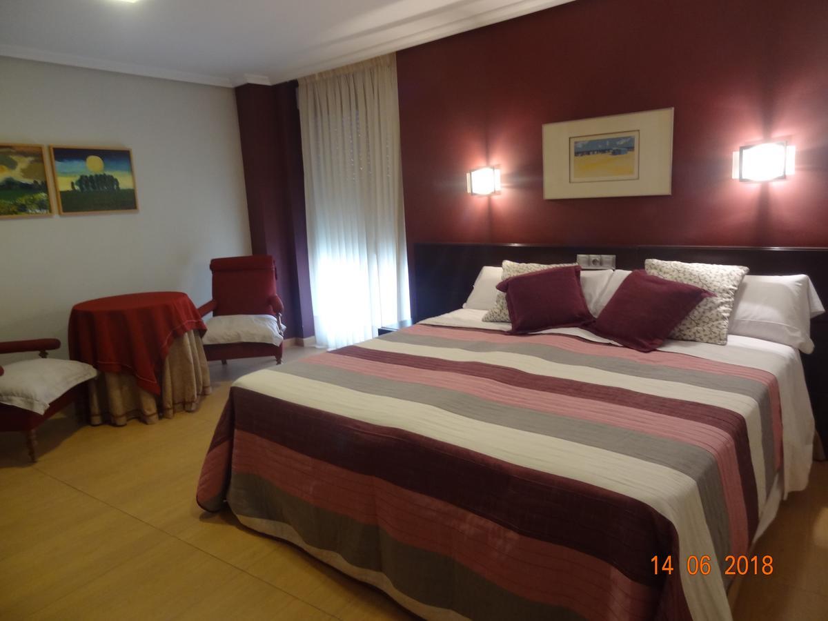 Hostal El Lechuguero Cascante Ngoại thất bức ảnh